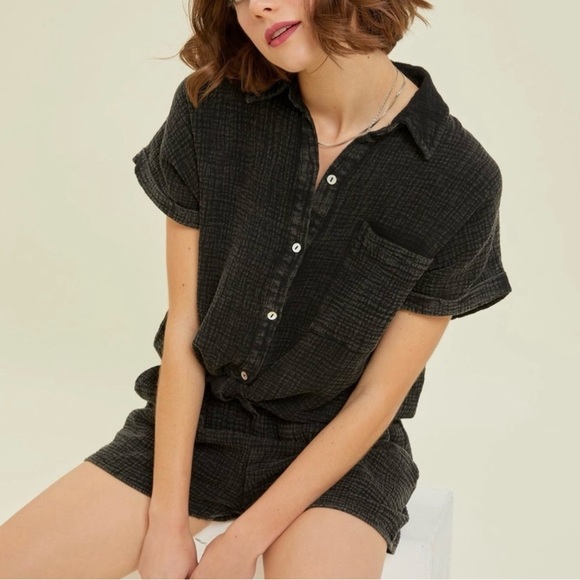 NWT Heyson Gauze 2 piece Short Set - in Acid Wash Mineral Black. Boutique item - Picture 6 of 10